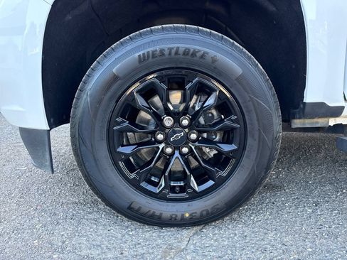 Used 2022 Chevrolet Colorado Z71 w/ Safety Package AWD/4WD image 27