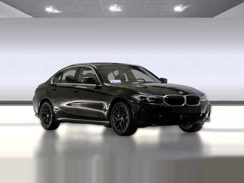 Used 2026 BMW 330i Sedan RWD image 7
