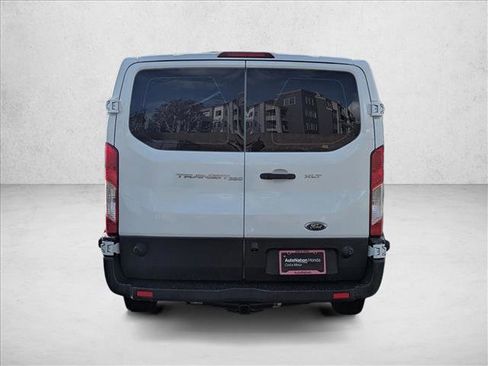 Used 2017 Ford Transit 350 XLT image 7