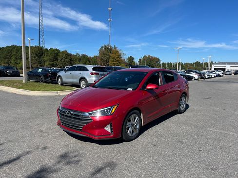 Used 2020 Hyundai Elantra SEL image 3