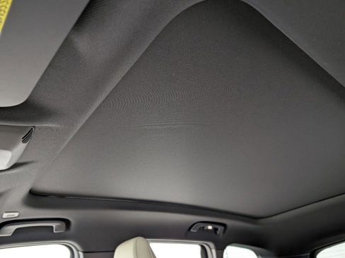 Used 2025 BMW X1 xDrive28i w/ Convenience Package image 14