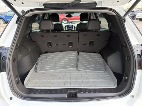 Certified 2022 Chevrolet Equinox Premier FWD image 12