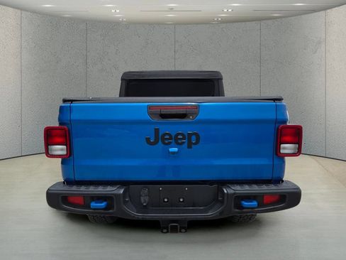 Used 2022 Jeep Gladiator Sport AWD/4WD image 6