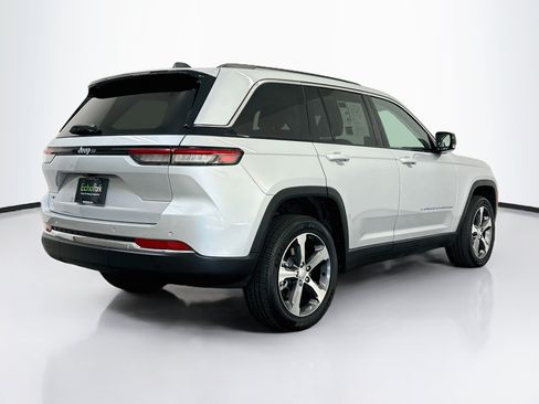 Used 2023 Jeep Grand Cherokee 4WD 4xe image 9