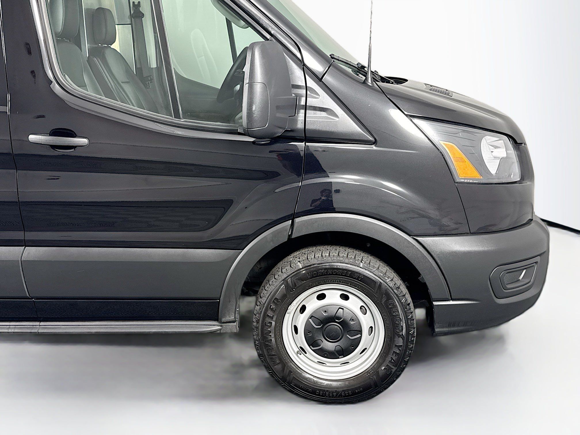 Used 2023 Ford Transit 250 148 High Roof Extended w/ Load Area Protection Package RWD image 44