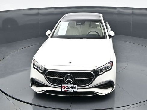 Used 2025 Mercedes-Benz E 450 4MATIC Sedan image 31