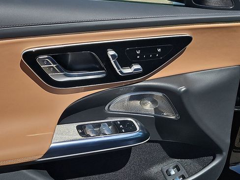 New 2026 Mercedes-Benz E 53 AMG e 4MATIC Sedan image 20