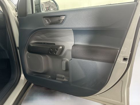 Used 2024 Ford Maverick XL FWD image 31
