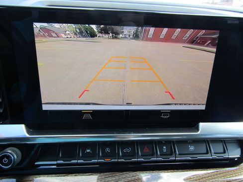 Used 2023 Chevrolet Silverado 1500 LT image 28