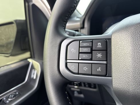 Used 2025 Ford F150 XLT w/ Equipment Group 302A MID image 19