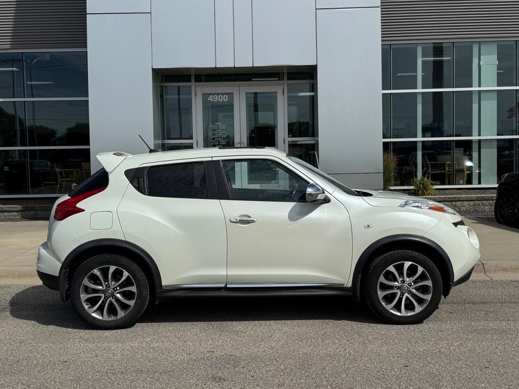 Used 2012 Nissan Juke SL w/ Chrome Pkg AWD/4WD image 33