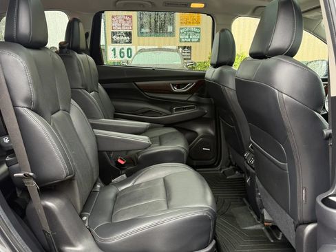 Used 2024 Subaru Ascent Touring AWD/4WD image 21