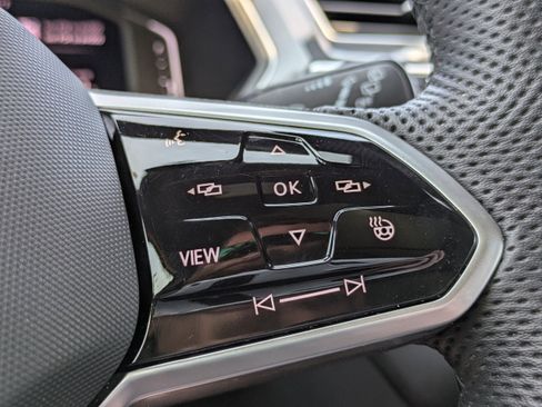 Certified 2024 Volkswagen Tiguan SEL R-Line image 28