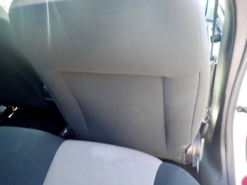 Used 2012 Chevrolet Cruze LS image 29