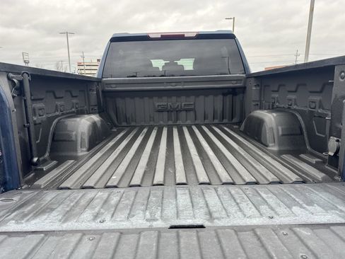 Used 2021 GMC Sierra 1500 SLT image 24