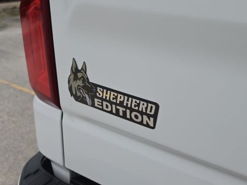 Used 2019 Chevrolet Silverado 1500 RST w/ All-Star Edition RWD image 7