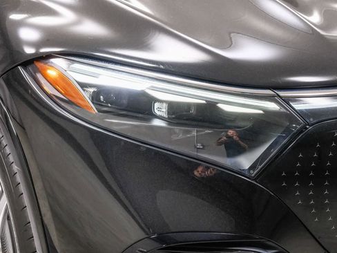 Certified 2023 Mercedes-Benz EQS 580 4MATIC SUV image 13