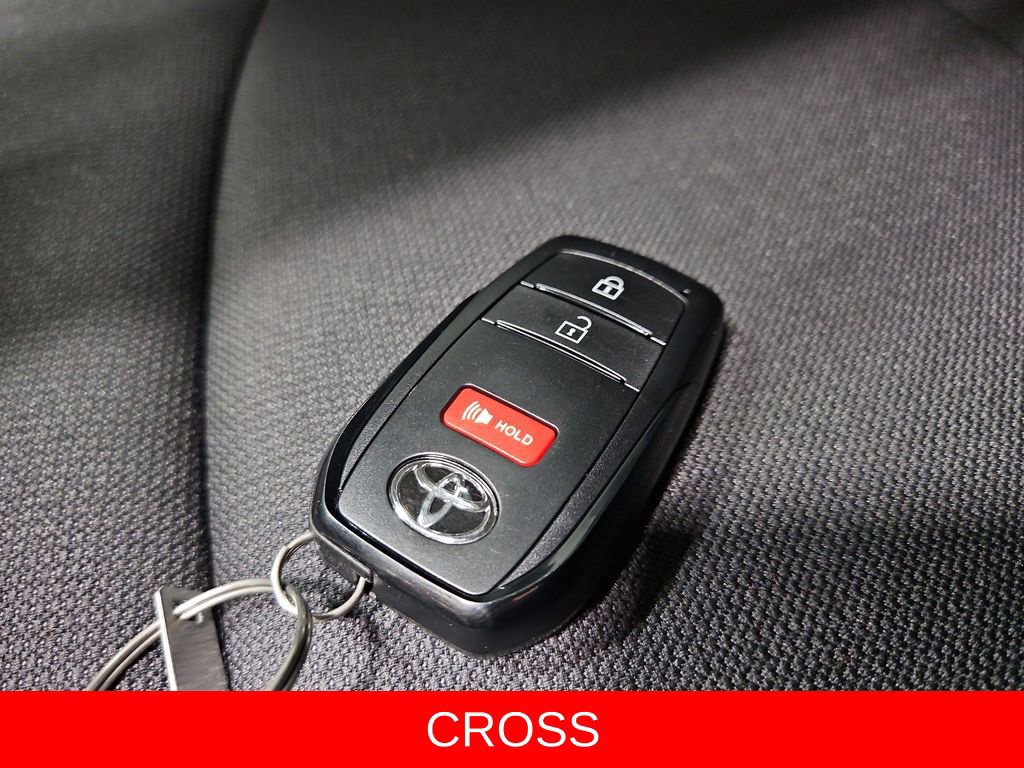 New 2026 Toyota Corolla Cross LE FWD image 25