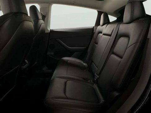 Used 2023 Tesla Model Y Performance image 61