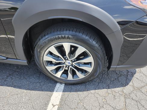 Used 2025 Subaru Outback Touring AWD/4WD image 13