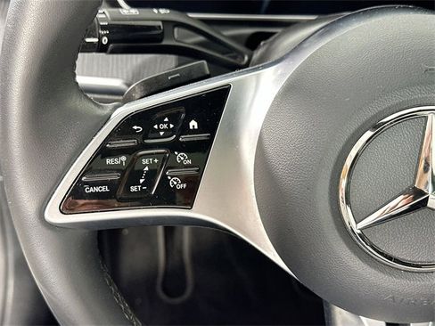 Used 2025 Mercedes-Benz C 300 4MATIC Sedan image 20