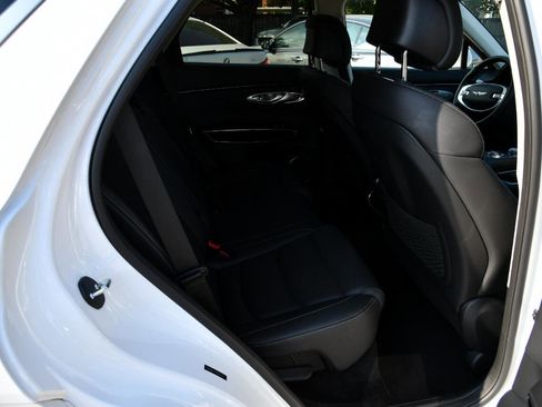 Used 2025 Genesis GV70 2.5T image 25