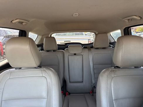 Used 2018 Ford Escape SEL AWD/4WD image 9