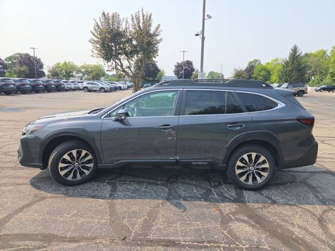 Used 2024 Subaru Outback Limited AWD/4WD image 10