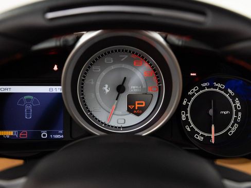 Certified 2017 Ferrari California T RWD image 79