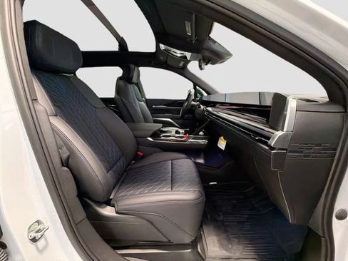 New 2026 Cadillac Escalade IQ Sport 1 w/ LPO, Floor Liner Package image 24