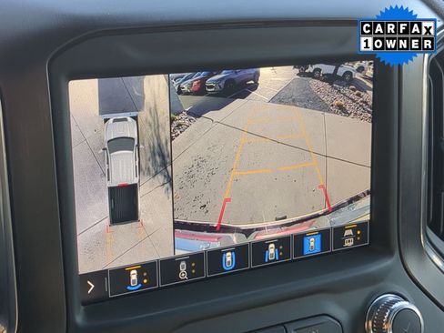 Used 2022 GMC Sierra 2500 AT4 w/ AT4 Premium Plus Package image 18