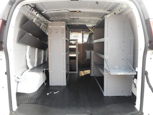 Used 2016 Chevrolet Express 2500 w/ Cold Climate Package RWD image 18