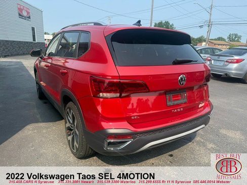 Used 2022 Volkswagen Taos SEL w/ Panoramic Sunroof Package AWD/4WD image 5