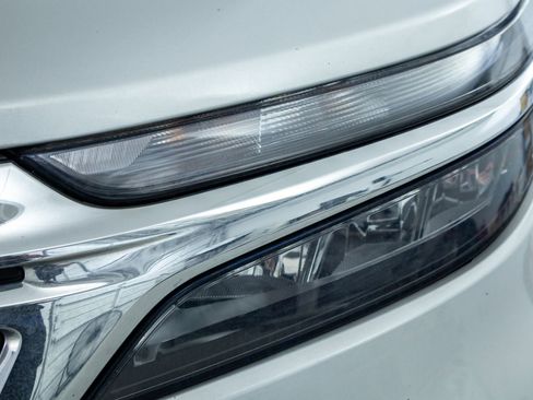 Used 2022 Chevrolet Equinox LS AWD/4WD image 12