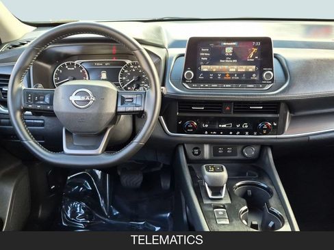 Certified 2025 Nissan Rogue SV w/ SV Premium Package FWD image 13