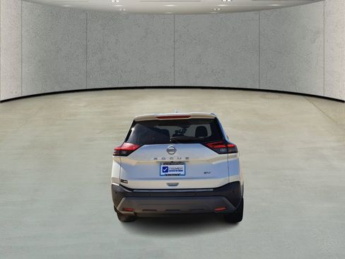 Used 2023 Nissan Rogue SV w/ SV Premium Package image 6