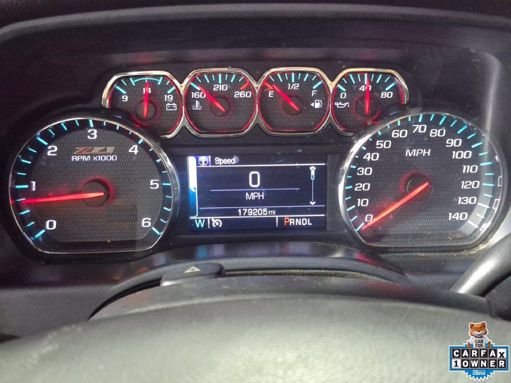 Used 2018 Chevrolet Silverado 1500 LT w/ All Star Edition AWD/4WD image 14