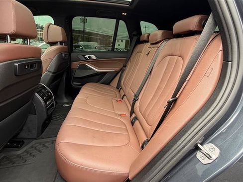 Used 2022 BMW X5 M50i AWD/4WD image 51