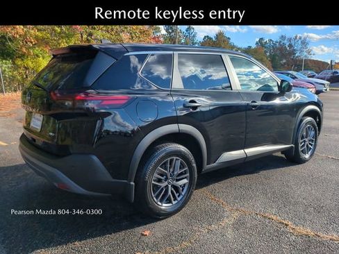 Used 2023 Nissan Rogue S image 4