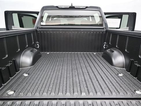 New 2026 Toyota Tundra Limited AWD/4WD image 13