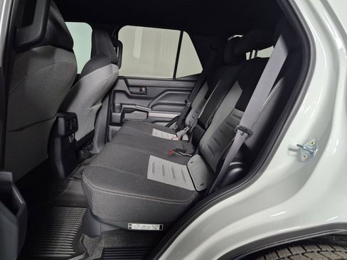 New 2026 Toyota 4Runner 4WD image 30