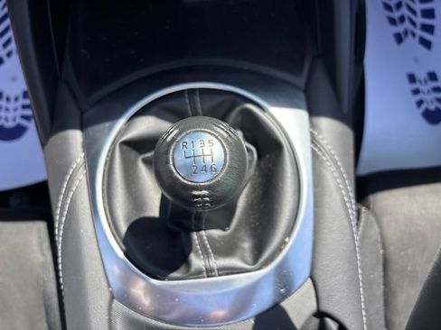 Used 2025 MAZDA MX-5 Miata Club RWD image 18