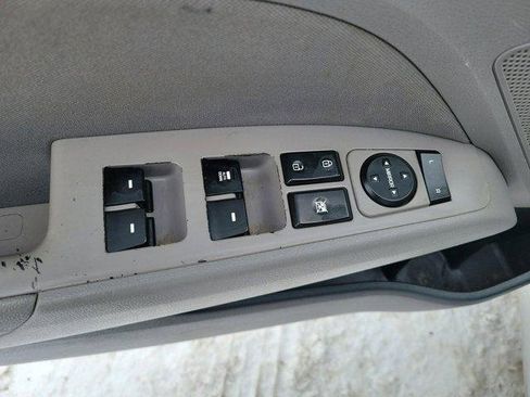 Used 2019 Hyundai Elantra SEL image 14