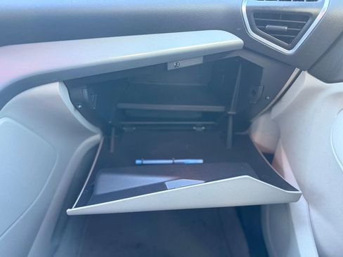 Used 2013 Ford C-MAX SE image 36