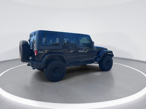 Used 2018 Jeep Wrangler Unlimited Sport S image 9