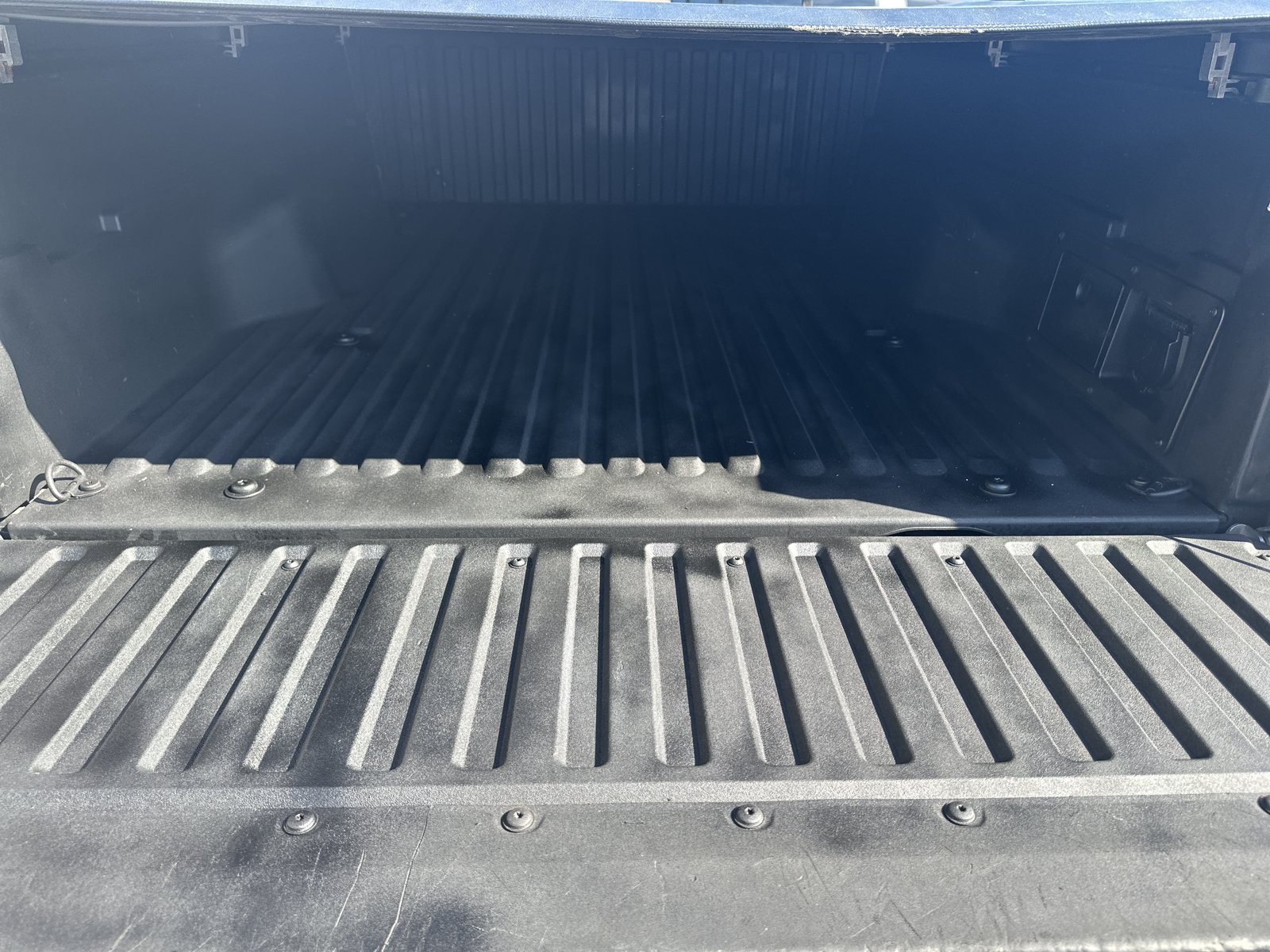 Used 2021 Toyota Tacoma TRD Sport AWD/4WD image 24