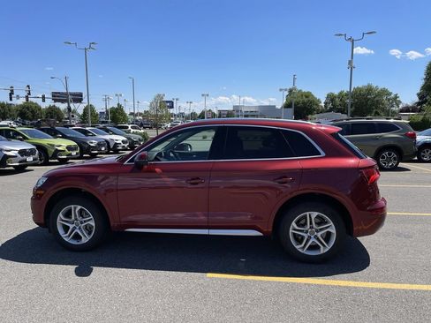 Used 2019 Audi Q5 Premium AWD/4WD image 4