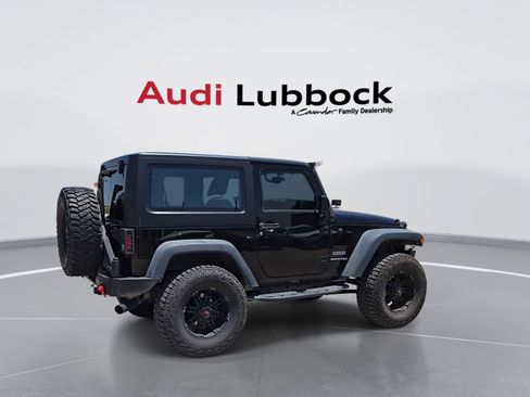 Used 2018 Jeep Wrangler Sport AWD/4WD image 4