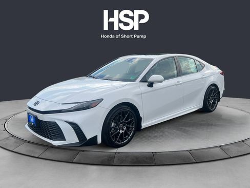 Used 2025 Toyota Camry SE w/ Multimedia Upgrade Package FWD image 1