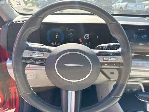 Used 2025 Hyundai Kona SEL AWD/4WD image 18
